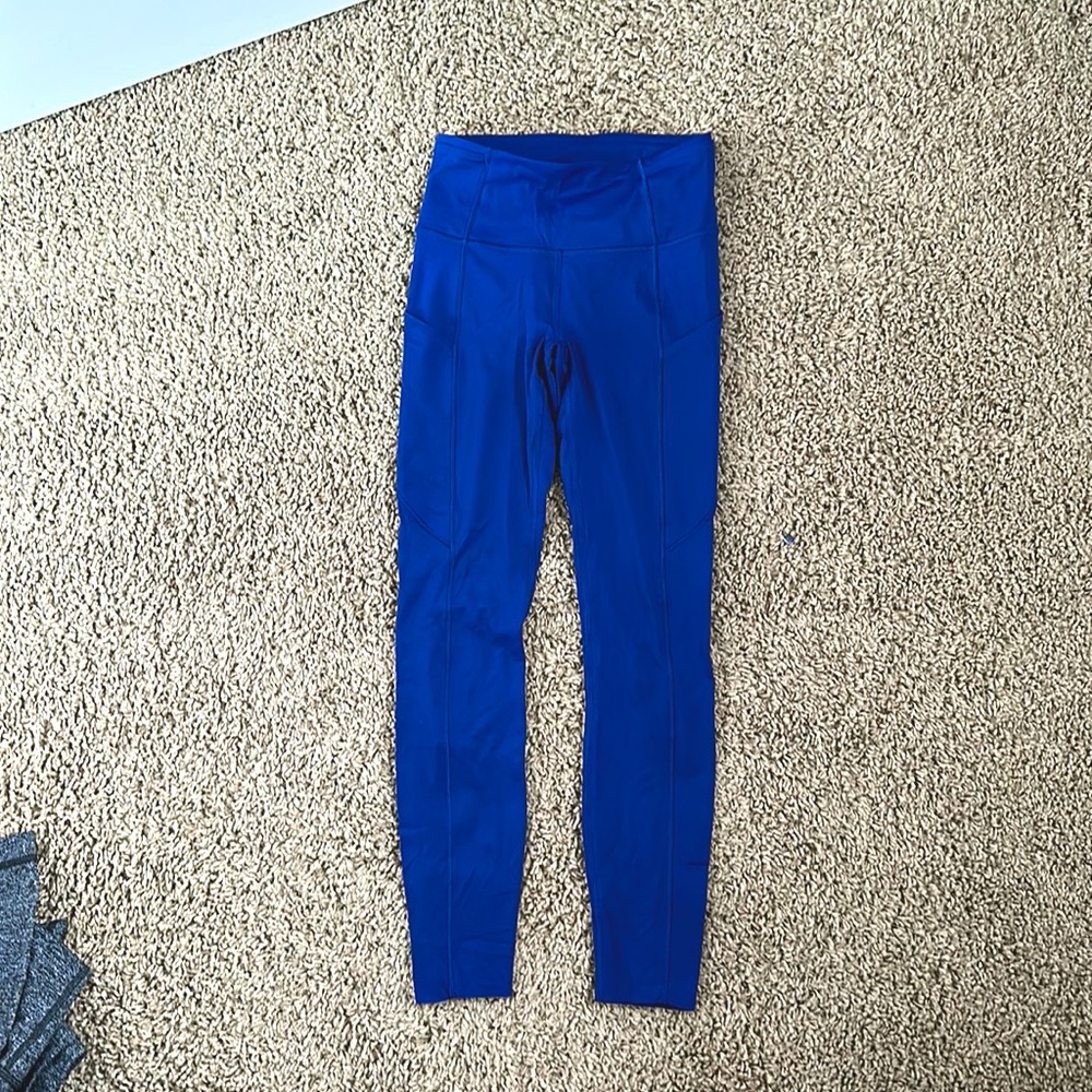 Fast and free high rise tight 25”